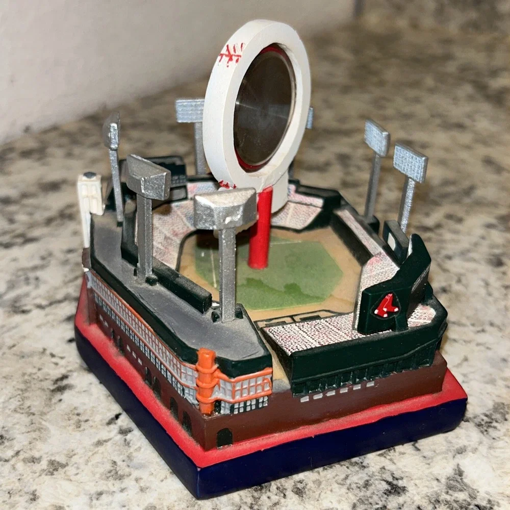 Boston Red Sox Fenway Park Vintage Collectors Stadium Clocks Mini‎ Stadium